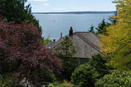 Family Room Photo of 4052 Marine Drive, West Vancouver, BC