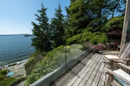 Office / Den Photo of 4052 Marine Drive, West Vancouver, BC