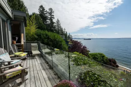 Powder Room Photo of 4052 Marine Drive, West Vancouver, BC