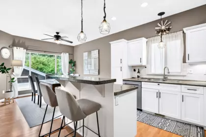 Breakfast Nook Photo of 22799 116 Avenue, Maple Ridge, BC