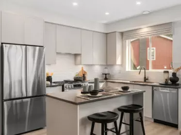 Kitchen Photo of 48 24951 112 Avenue, Maple Ridge, BC