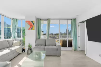 Family Room Photo of 807 9981 Whalley Boulevard, Surrey, BC
