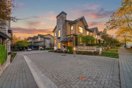 Front Yard Photo of 38 6088 Beresford Street, Burnaby, BC