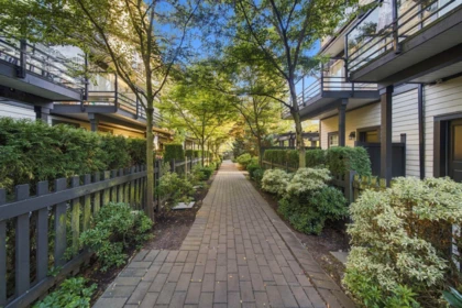Swimming Pool Photo of 38 6088 Beresford Street, Burnaby, BC