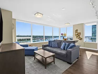 2205 908 Quayside Drive, New Westminster, BC, New Westminster — Apartment/Condo for sale