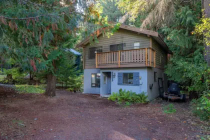 6533 Balsam Way, Whistler, BC, Whistler — Single Family Residence for sale