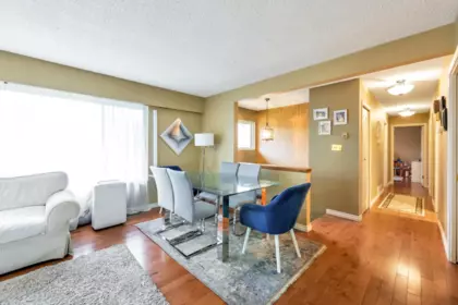 Breakfast Nook Photo of 1605 Cornell Avenue, Coquitlam, BC