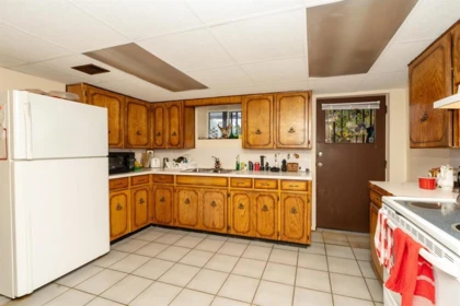 Kitchen Photo of 12250 Skillen Street, Maple Ridge, BC