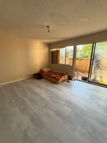10 17700 60 Avenue, Surrey, BC, Surrey — Apartment/Condo for sale