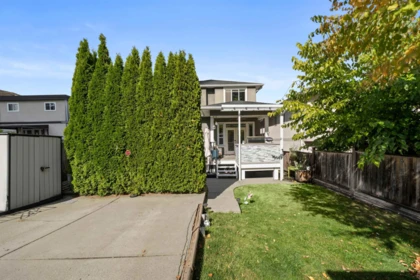 Living Room Photo of 4758 Maitland, Burnaby, BC