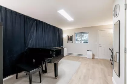 Swimming Pool Photo of 26 8533 Cumberland Place, Burnaby, BC
