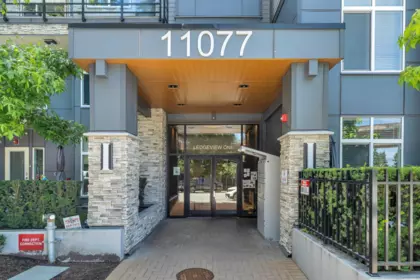 205 11077 Ravine Road, Surrey, BC, Surrey — Apartment/Condo for sale