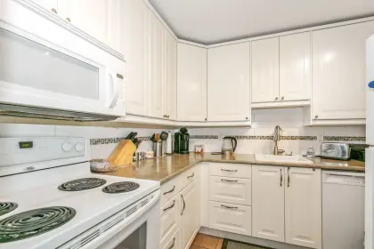 224 7340 Moffatt Road, Richmond, BC, Richmond — Apartment/Condo for sale