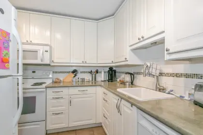 224 7340 Moffatt Road, Richmond, BC, Richmond — Apartment/Condo for sale