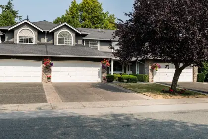 6089 W Boundary Drive, Surrey, BC, Surrey — Townhouse for sale