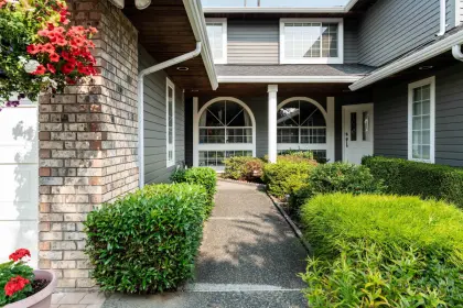 6089 W Boundary Drive, Surrey, BC, Surrey — Townhouse for sale
