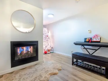 211 9151 No. 5 Road, Richmond, BC, Richmond — Apartment/Condo for sale