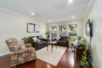 5443 Manor Street, Burnaby, BC, Burnaby — Half Duplex for sale