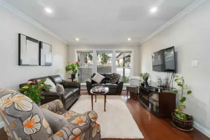 5443 Manor Street, Burnaby, BC, Burnaby — Half Duplex for sale