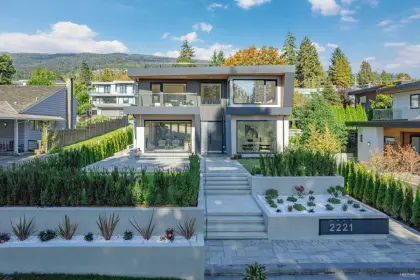 2221 Kings Avenue, West Vancouver, BC, West vancouver — Single Family Residence for sale