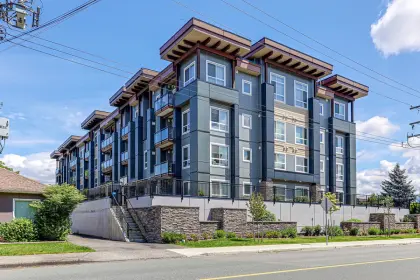 204 9450 Robson Street, Chilliwack, BC, Chilliwack — Apartment/Condo for sale