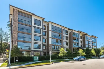515 14588 Mcdougall Drive, Surrey, BC, Surrey — Apartment/Condo for sale