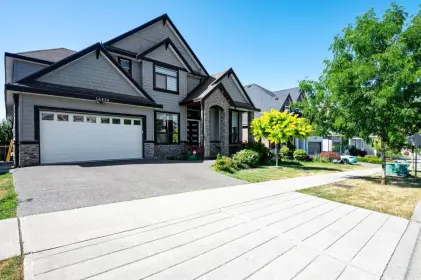 16430 104a Avenue, Surrey, BC, Surrey — Single Family Residence for sale