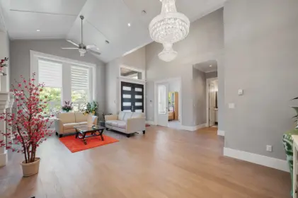 16430 104a Avenue, Surrey, BC, Surrey — Single Family Residence for sale