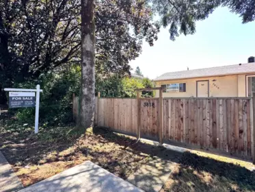 3818 Kincaid Street, Burnaby, BC, Burnaby — Single Family Residence for sale