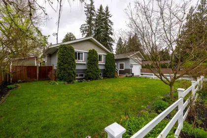 20366 43 Avenue, Langley, BC, Langley — Single Family Residence for sale