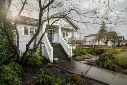 3696 W 2nd Avenue, Vancouver, BC, Vancouver — Single Family Residence for sale