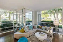 MLS R2956953