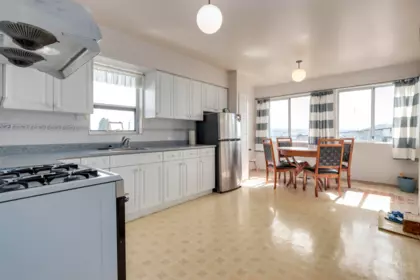 3034 E 5th Avenue, Vancouver, BC, Vancouver — Single Family Residence for sale
