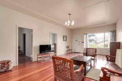 3034 E 5th Avenue, Vancouver, BC, Vancouver — Single Family Residence for sale