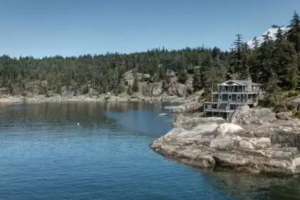 5297 Taylor Crescent, Halfmoon Bay, BC, Halfmoon Bay — Single Family Residence for sale