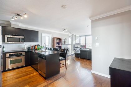 1404 4182 Dawson Street, Burnaby, BC, Burnaby — Apartment/Condo for sale