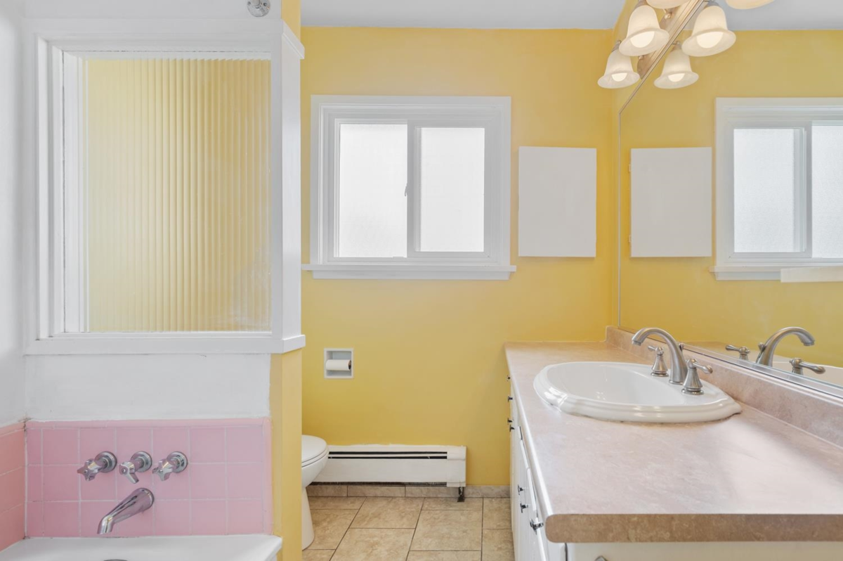 Guest Bathroom Photo of 320 Walker Street, Coquitlam, BC