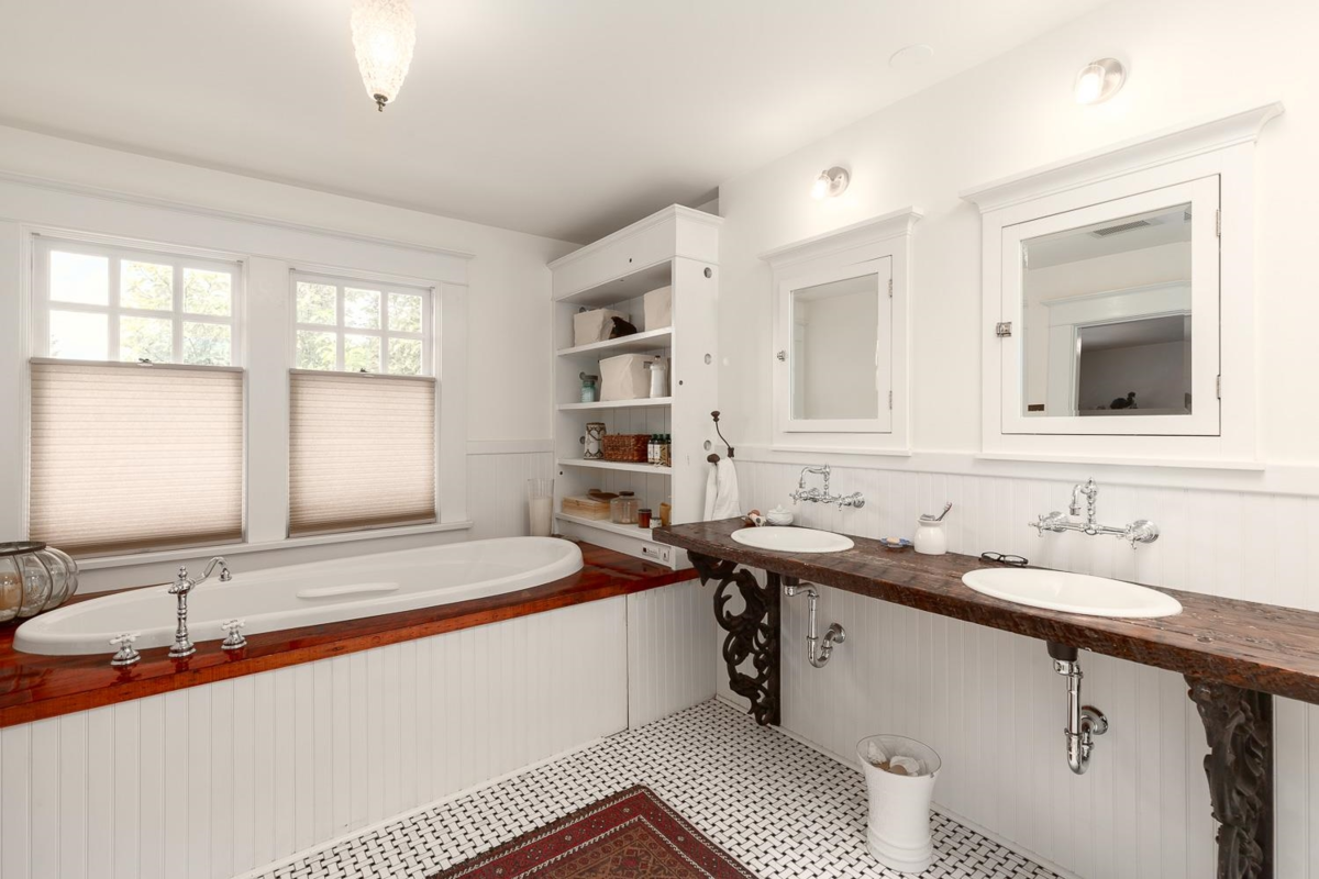 Basement Recreation Room Photo of 1859 Napier Street, Vancouver, BC