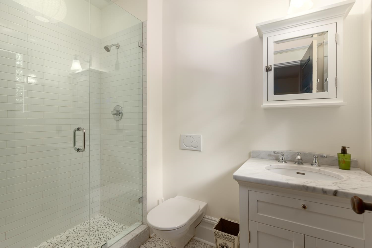 Hallway Photo of 1859 Napier Street, Vancouver, BC