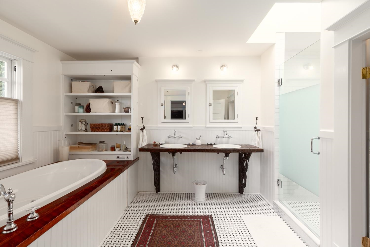 Laundry Room Photo of 1859 Napier Street, Vancouver, BC