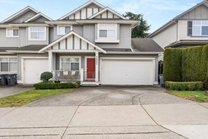 14994 59 Avenue, Surrey, BC, Surrey — Half Duplex for sale