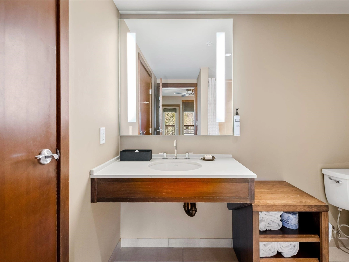 Walk-In Closet Photo of 114D 2020 London Lane, Whistler, BC