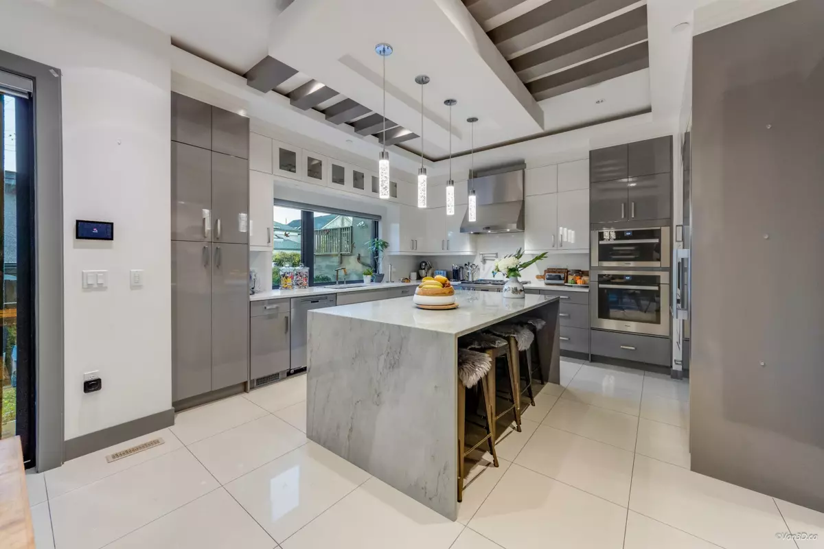 Dining Area Photo of 4473 W 5th Avenue, Vancouver, BC
