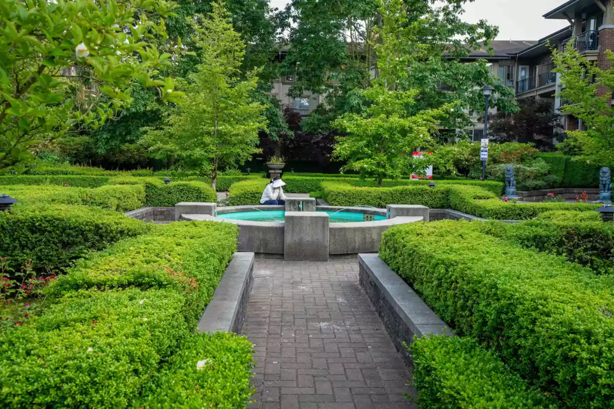 Family Room Photo of 5113 5111 Garden City Road, Richmond, BC