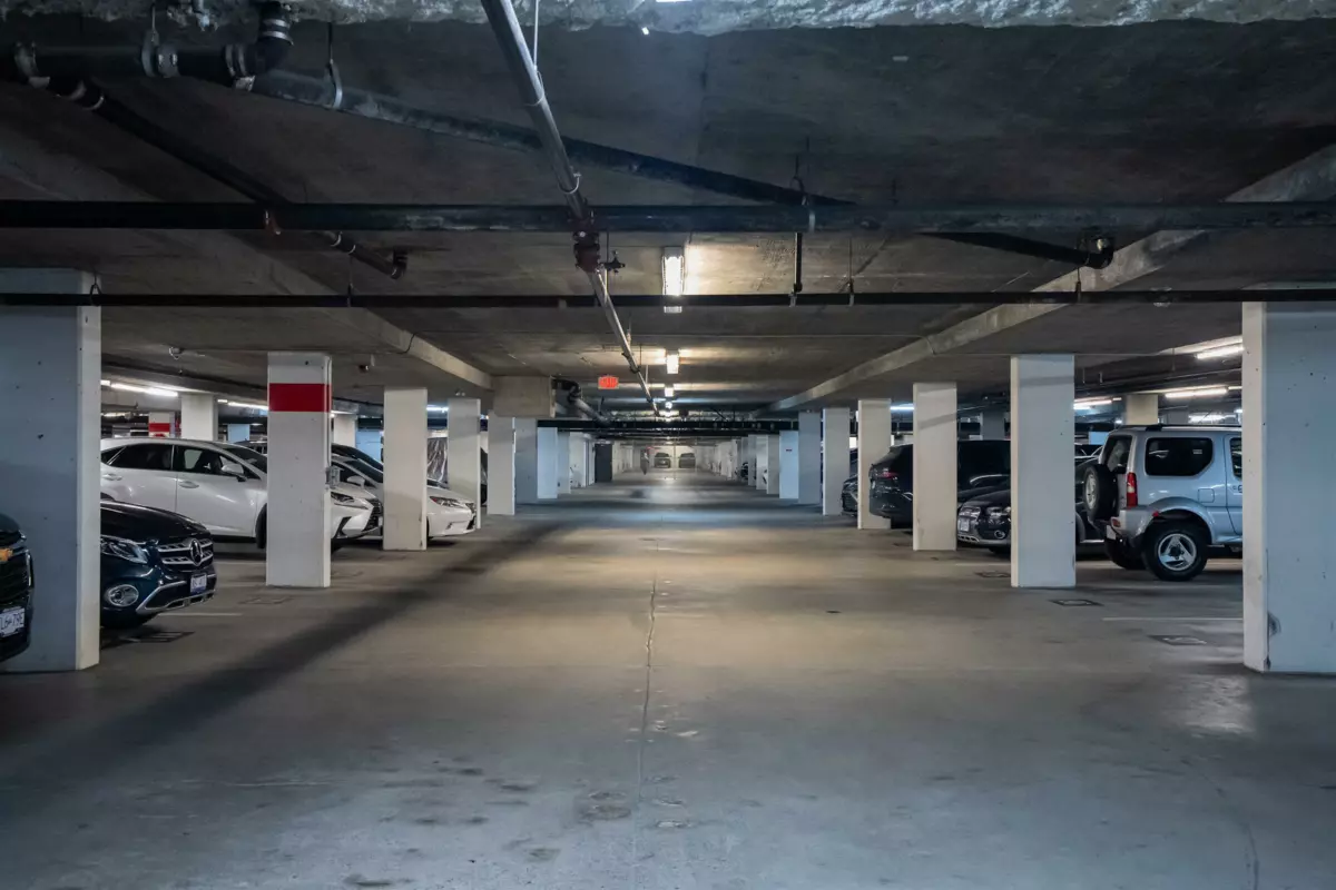 Hallway Photo of 5113 5111 Garden City Road, Richmond, BC