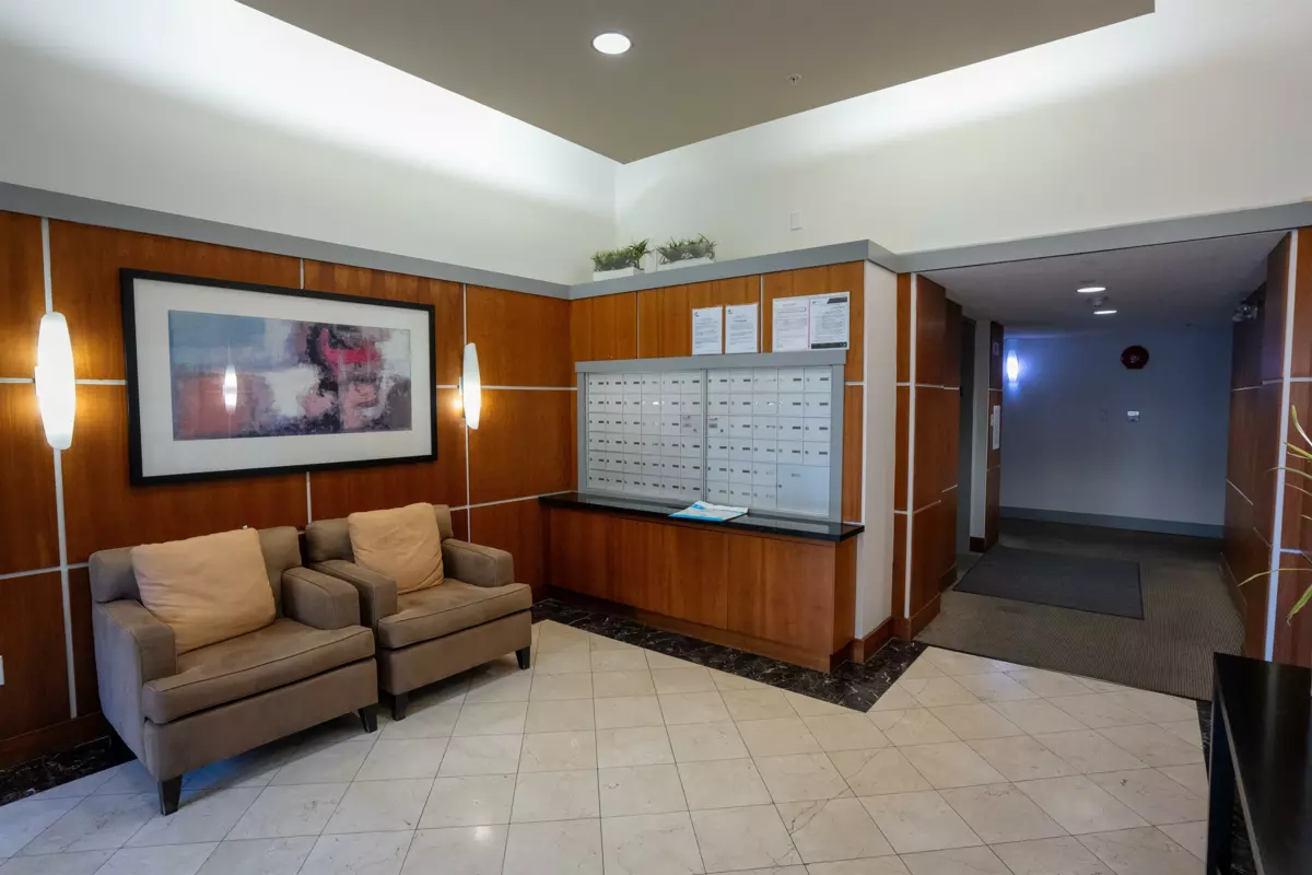 Kitchen Photo of 5113 5111 Garden City Road, Richmond, BC