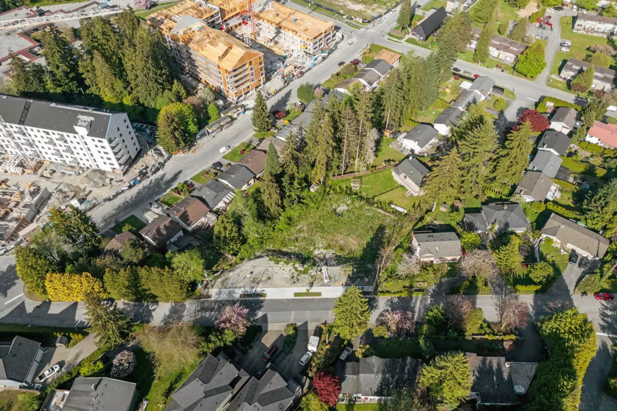 Dining Area Photo of 1160 Tuxedo Drive, Port Moody, BC