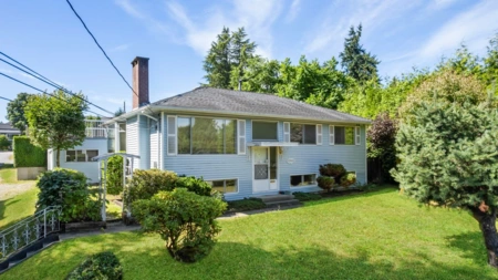 12522 Grove Crescent, Surrey, BC, Surrey — Single Family Residence for sale