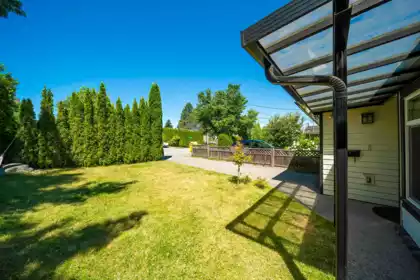 5598 Halley Avenue, Burnaby, BC, Burnaby — Half Duplex for sale