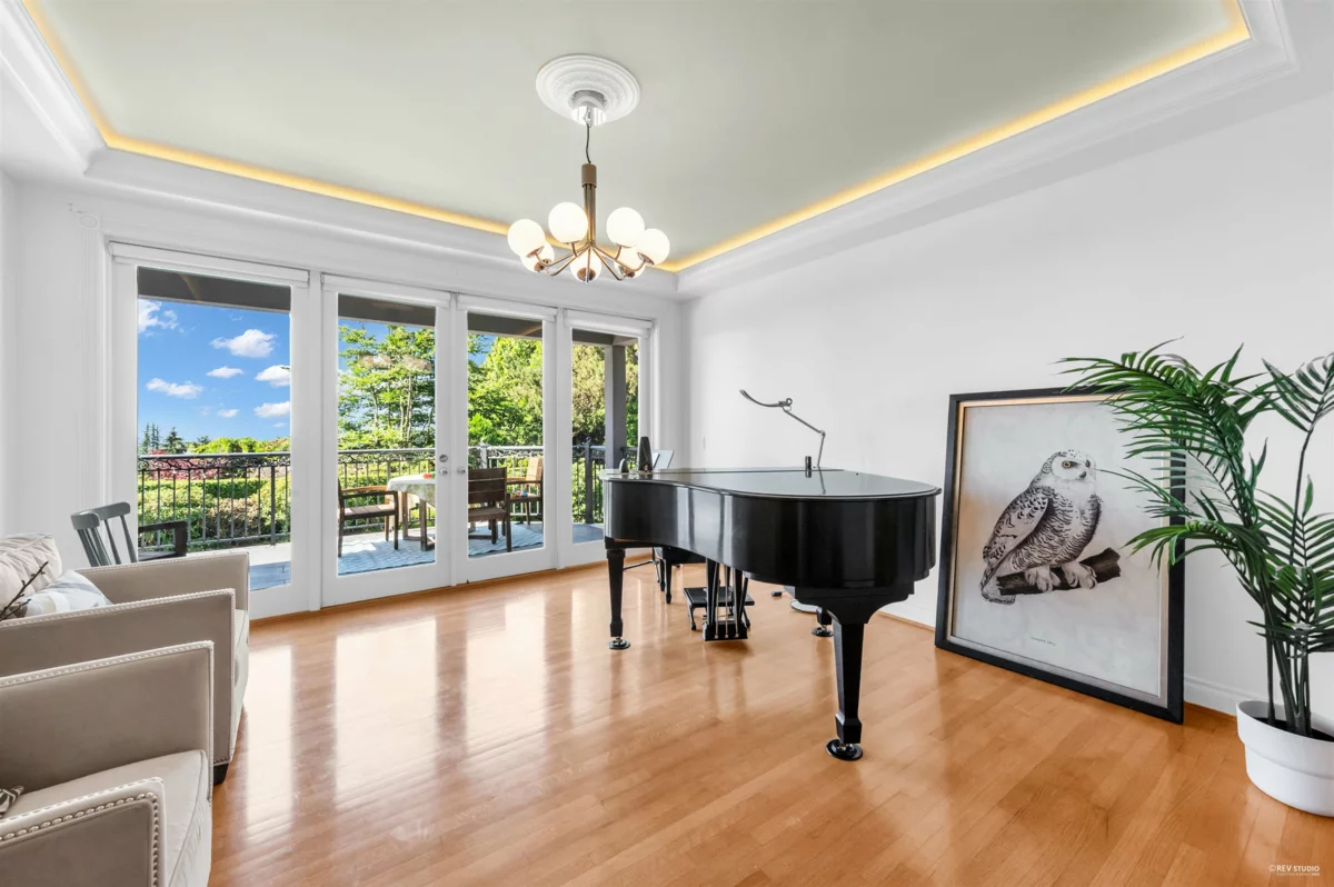 Guest Bathroom Photo of 848 Fairmile Road, West Vancouver, BC